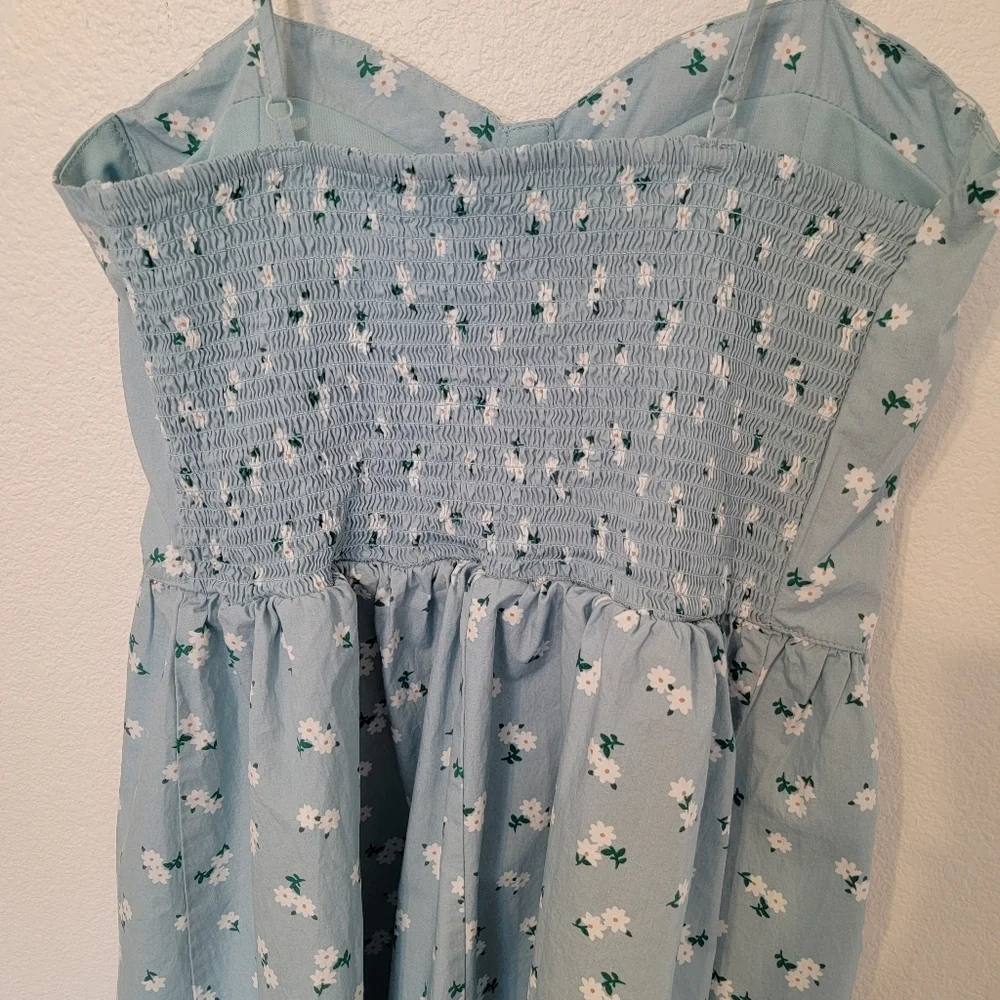 Summer Mini Blue Dress With Dainty White Flowers SZ XL No Boundaries - Picture 4 of 7